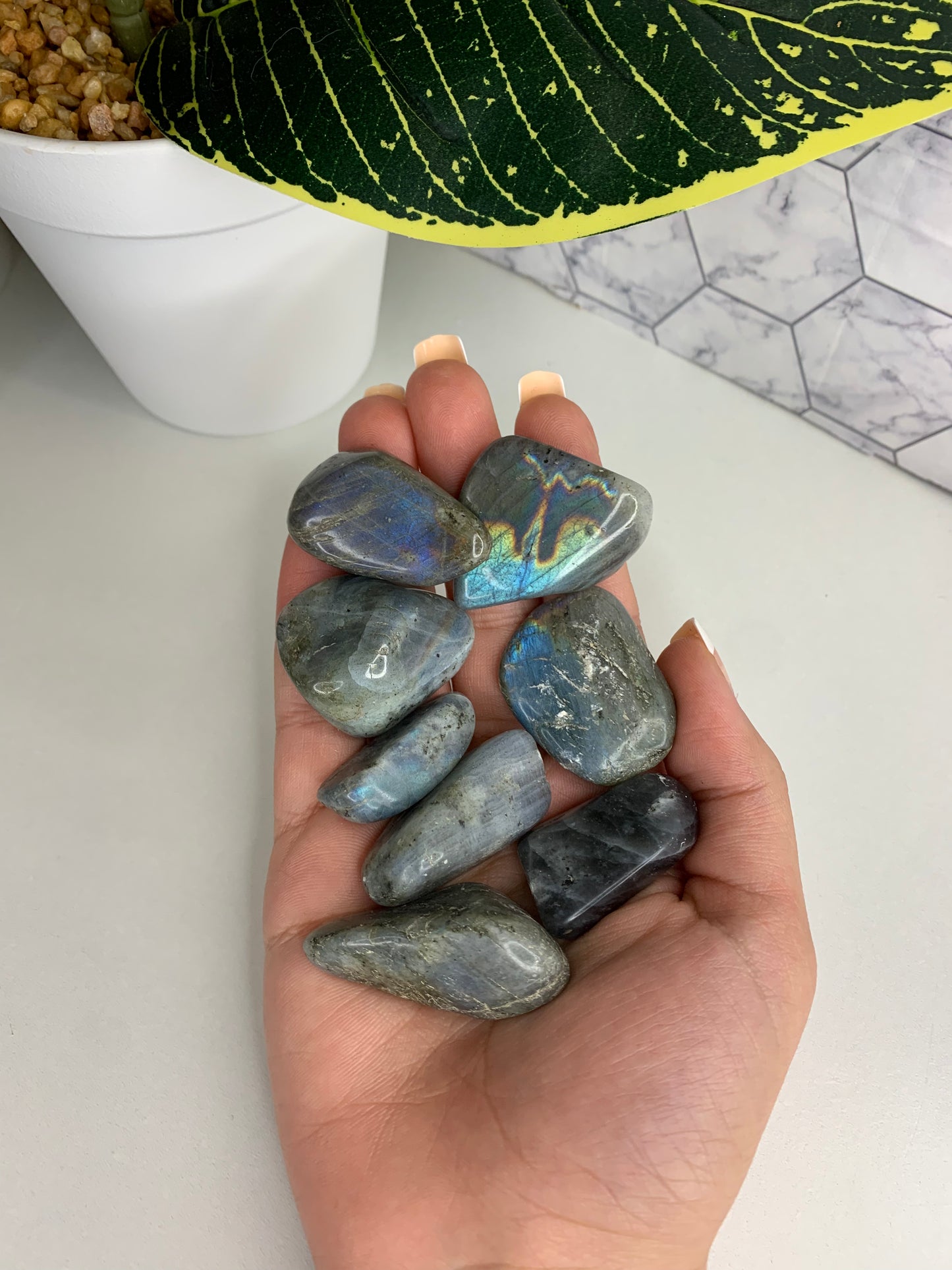 Labradorite tumble